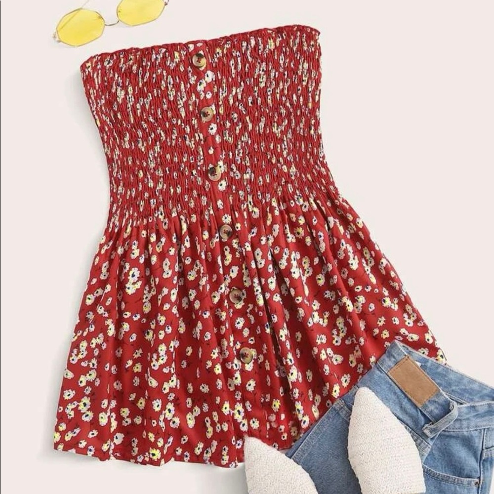 Strapless tube top loose fitting over stomach area